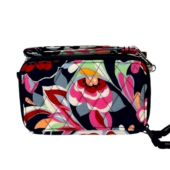 Vera Bradley RFID 3-in-1 Crossbody Wallet Mod Paisley Navy/Mint/Pink NWOT - Picture 3 of 10